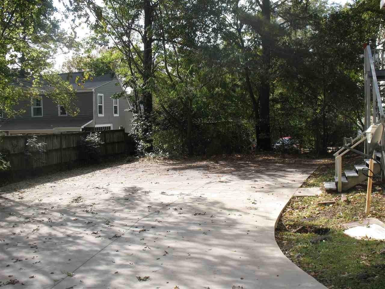 1211 Poplar Blvd - Photo 2 of 20