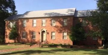 featured image of 404 Grand Blvd