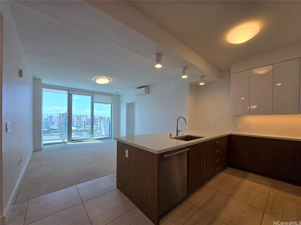 629 Kapiolani Blvd #3710 - Photo 3 of 25