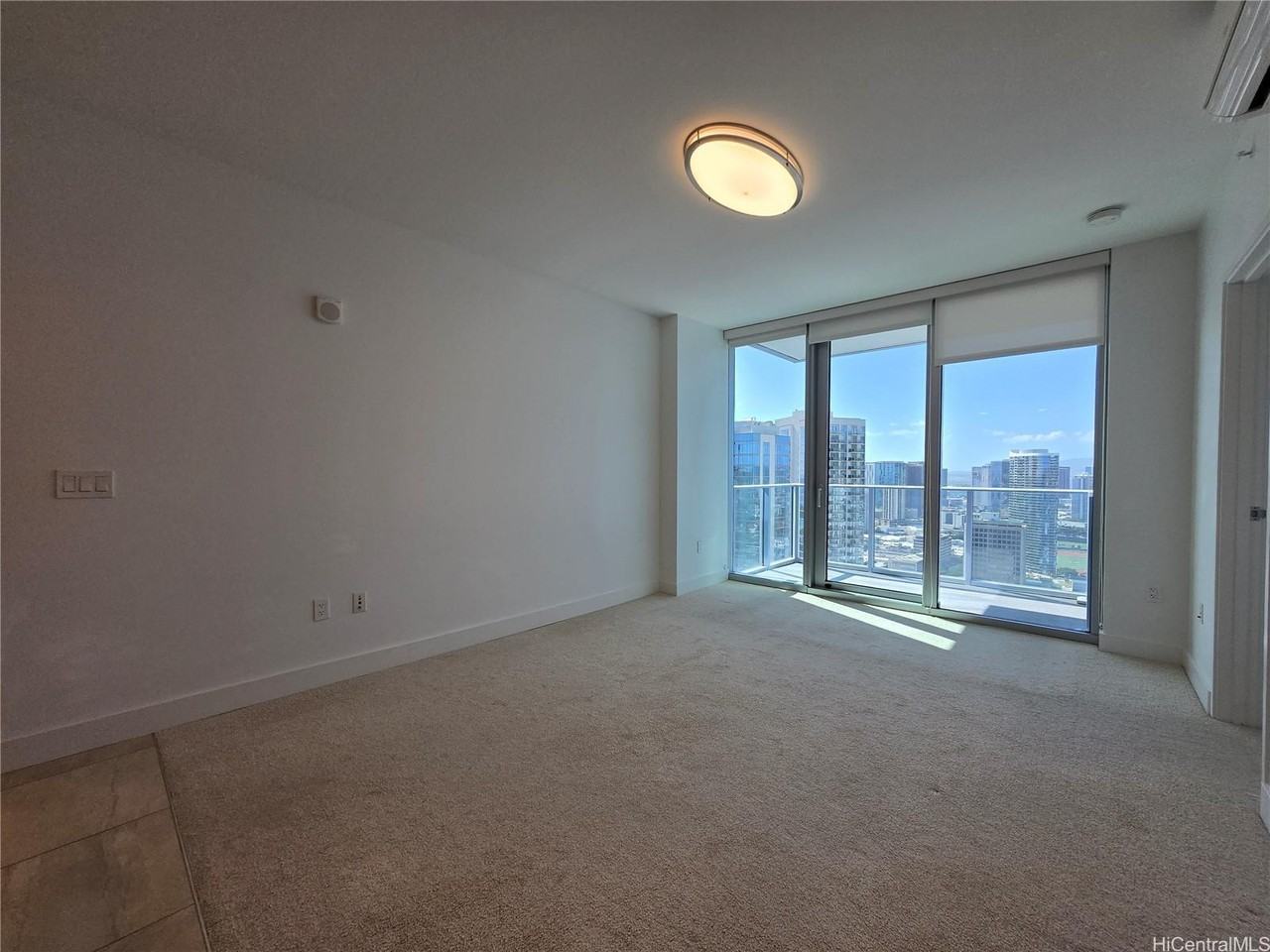 629 Kapiolani Blvd #3710 - Photo 7 of 25