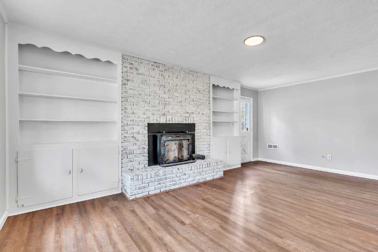 107 River Road Cir - Photo 6 of 26