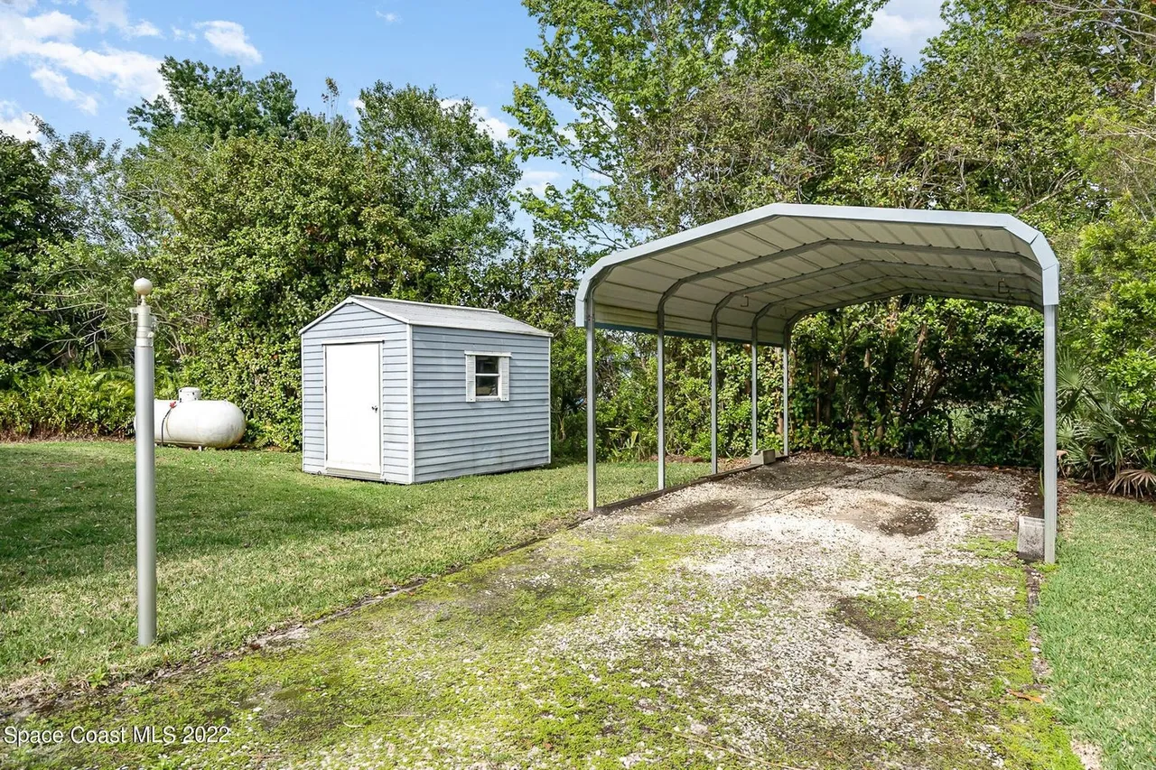 4159 Hidden Lakes Dr - Photo 3 of 23