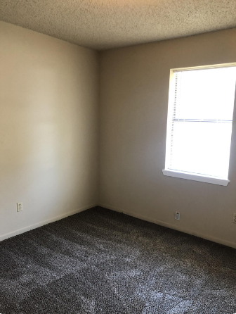 218 Kansas St - Photo 5 of 13