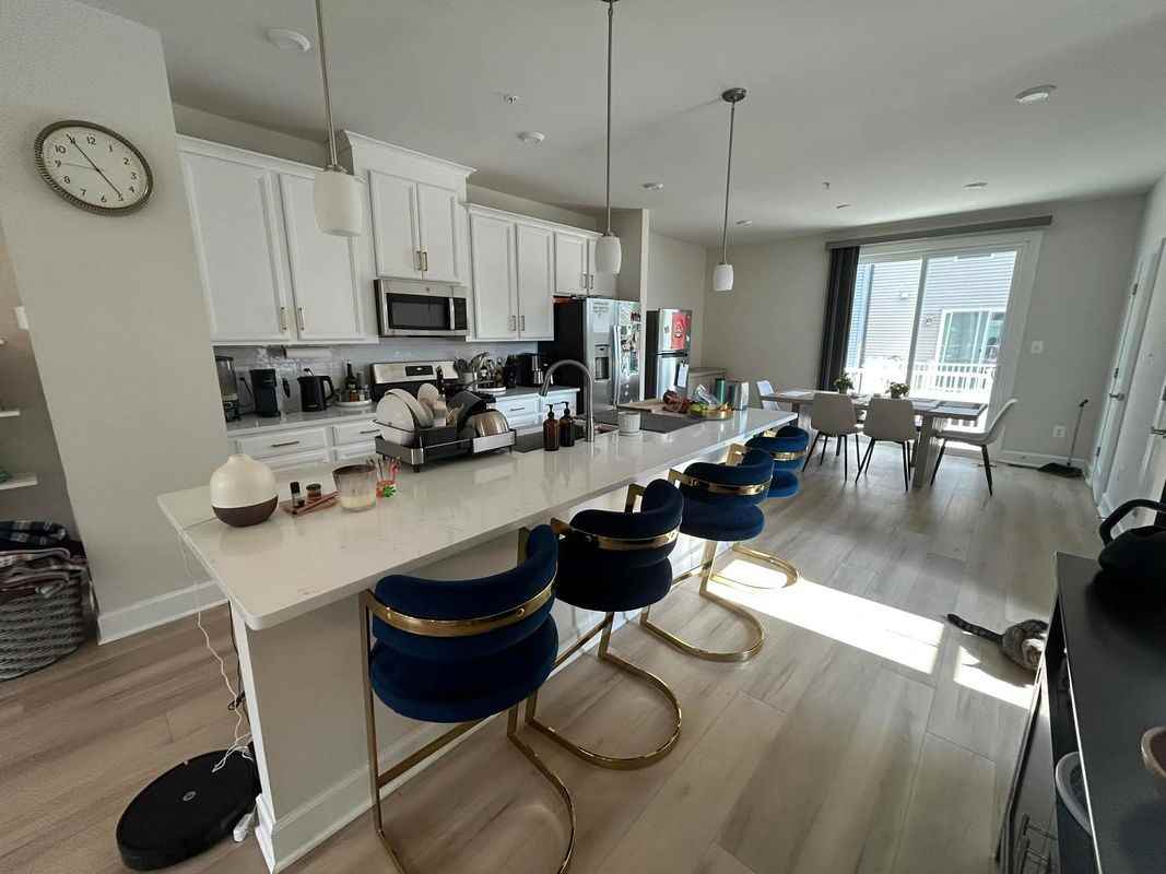 3503 Carnaby St - Photo 2 of 14