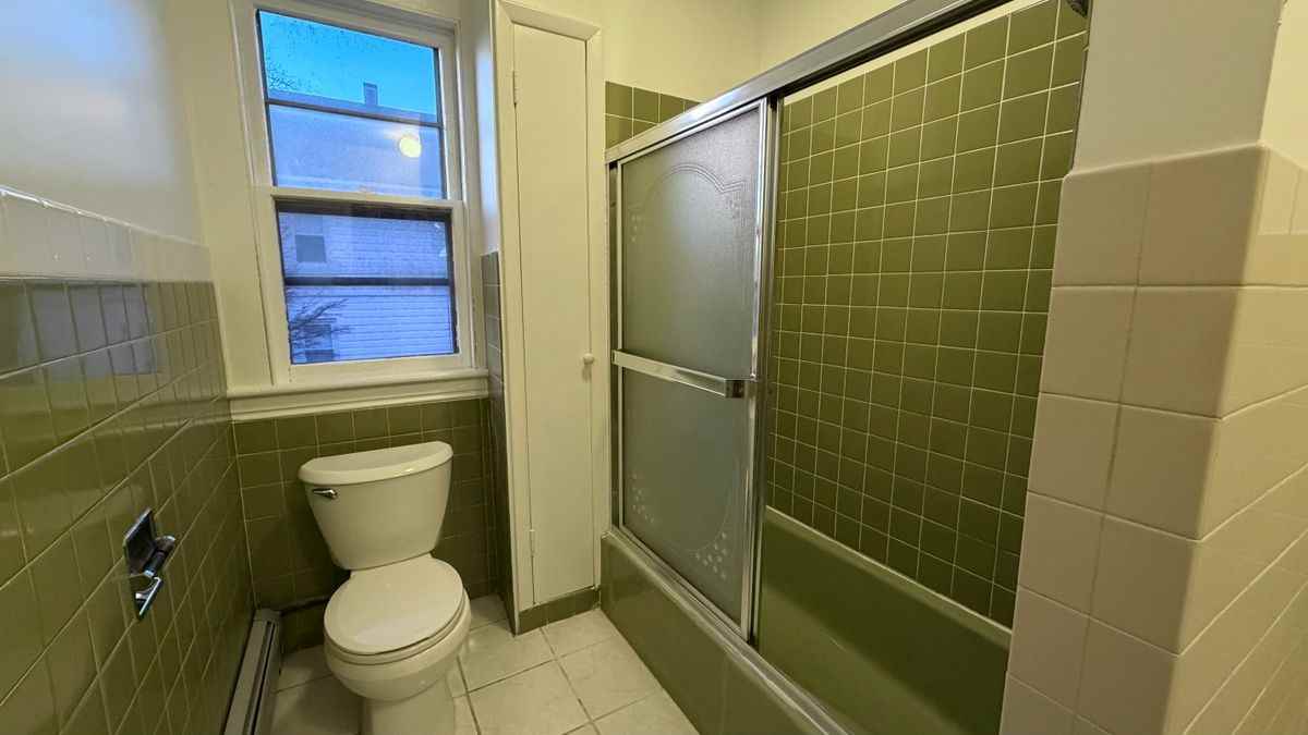 45 Sedgewick Ave - Photo 5 of 8