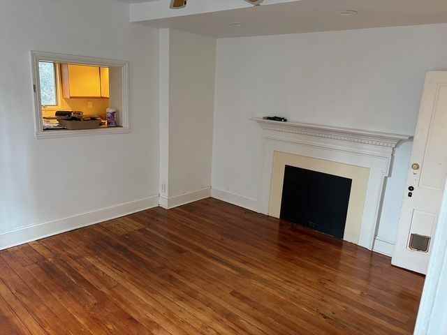 6019 Mccallum St - Photo 4 of 11