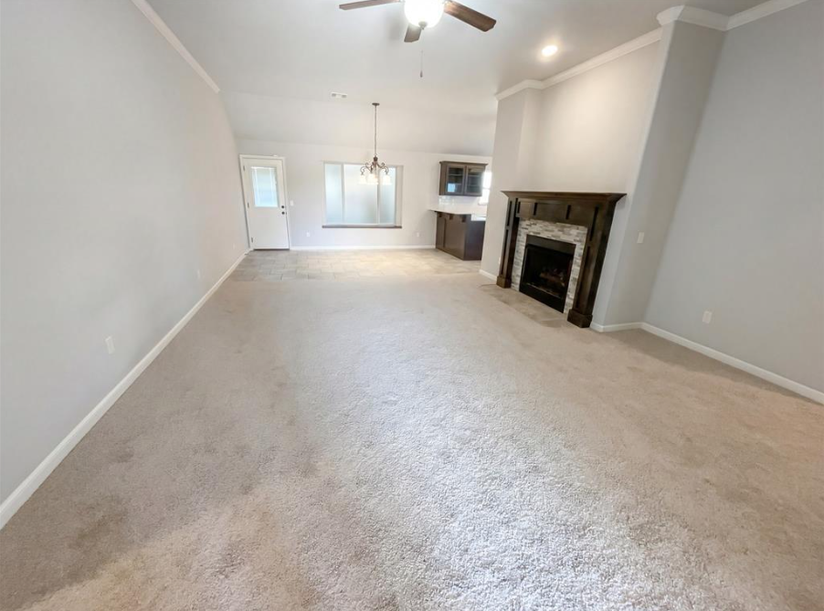 11017 Nw 95th St - Photo 6 of 14