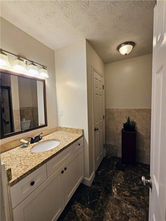 2100 Bennington Ct - Photo 7 of 21