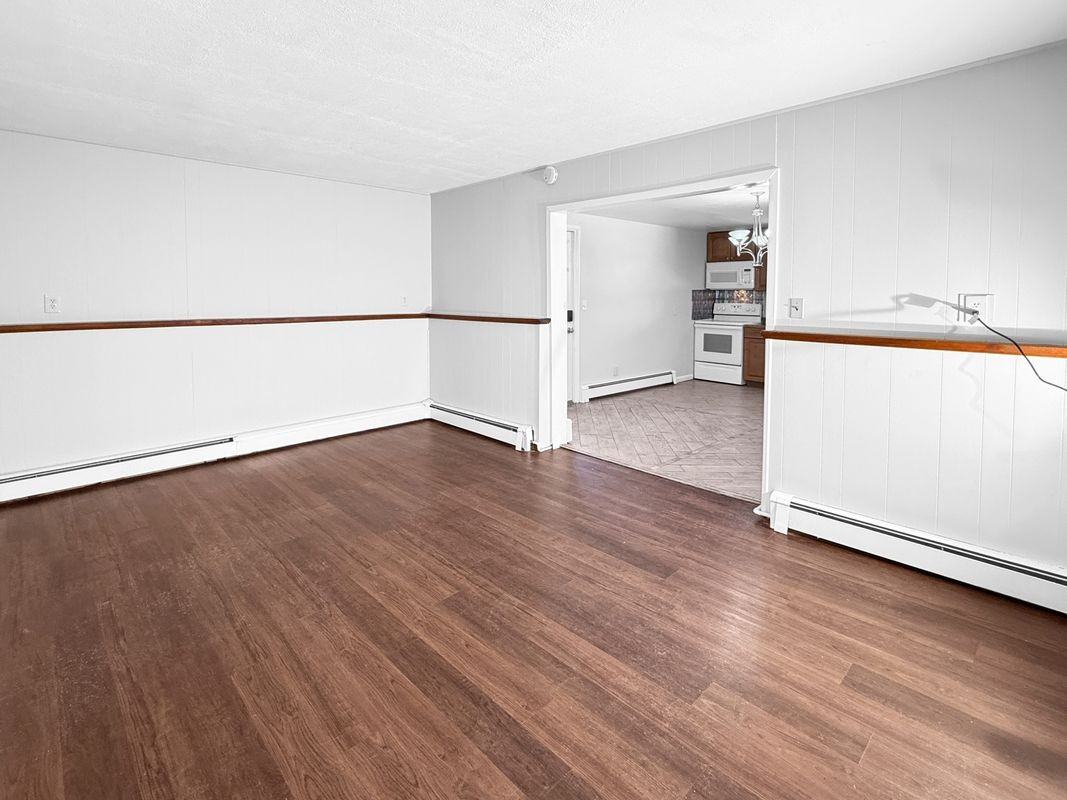 83 Kent Rd - Photo 5 of 14