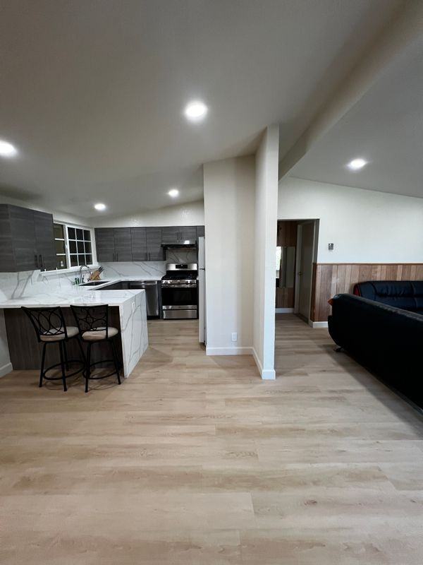 309 Greenlake Dr - Photo 3 of 10