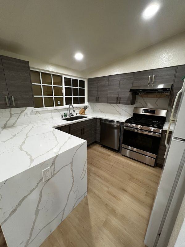 309 Greenlake Dr - Photo 6 of 10