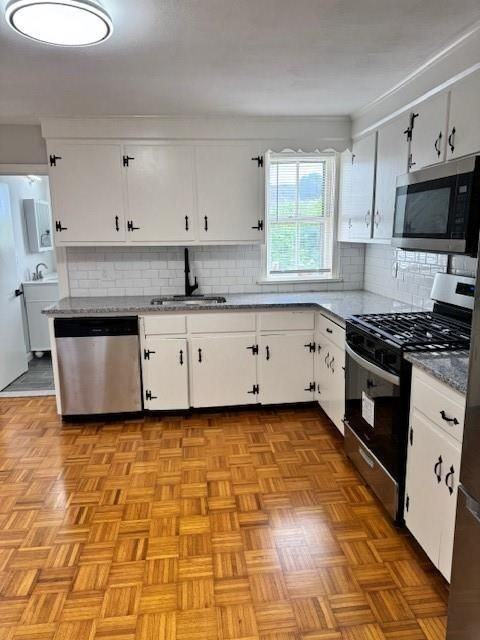 40 Bourne St ##2 - Photo 7 of 27