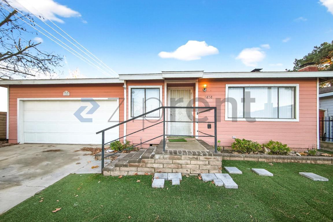 1858 Park Circle Dr - Photo 2 of 15