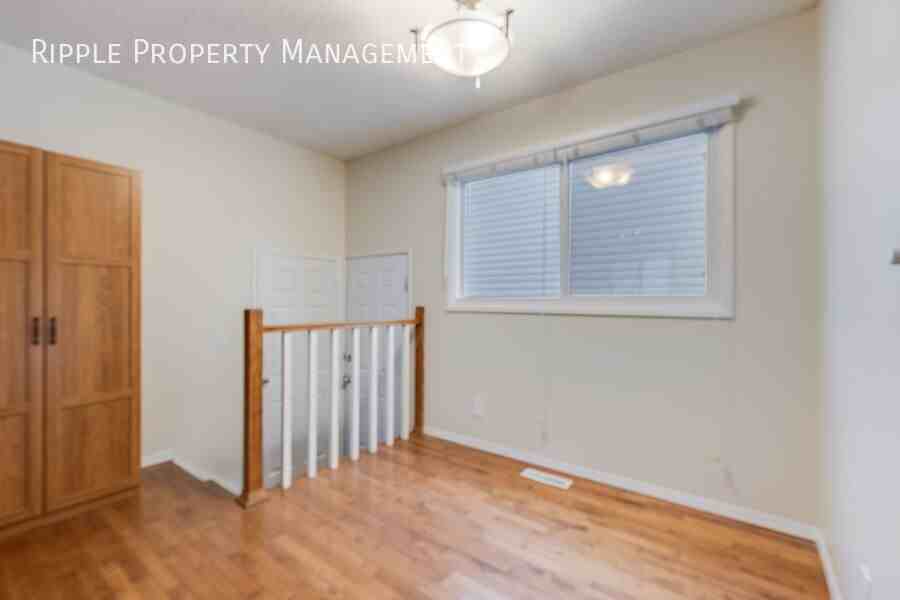 63 Woodglen Close Sw Uppr - Photo 5 of 14