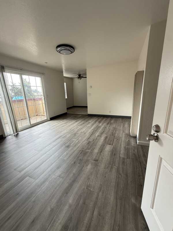 106 E Lewelling Blvd #11