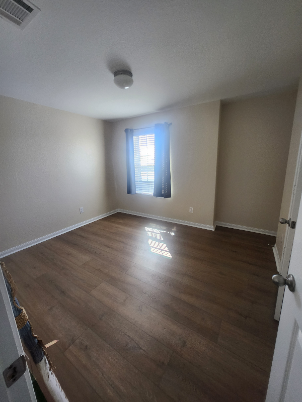 1548 Breanna Ln - Photo 3 of 6