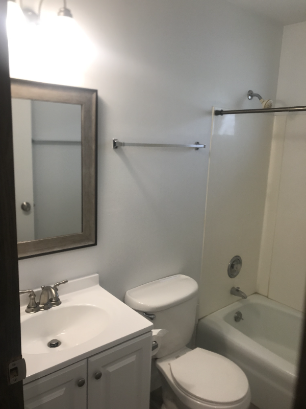 800 S 4th St #1 - Photo 5 of 12