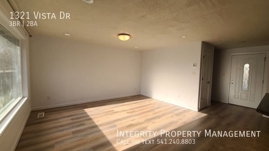 1321 Vista Dr - Photo 7 of 17