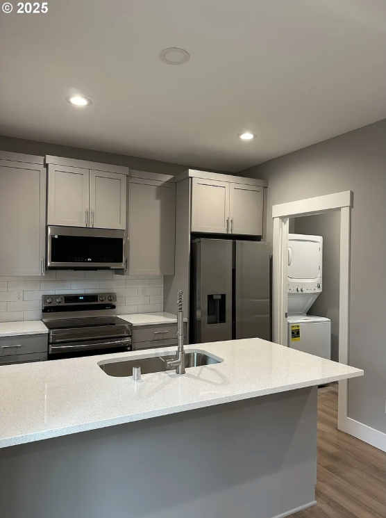 3308 Q St - Photo 3 of 19