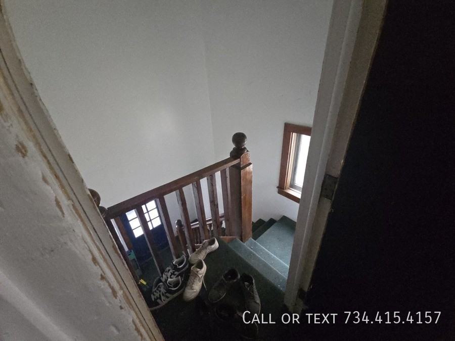 906 Packard St #5 - Photo 4 of 34