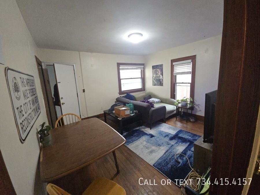 906 Packard St #5 - Photo 6 of 34