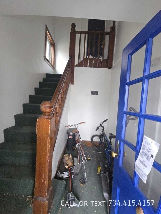 906 Packard St #5 - Photo 2 of 34