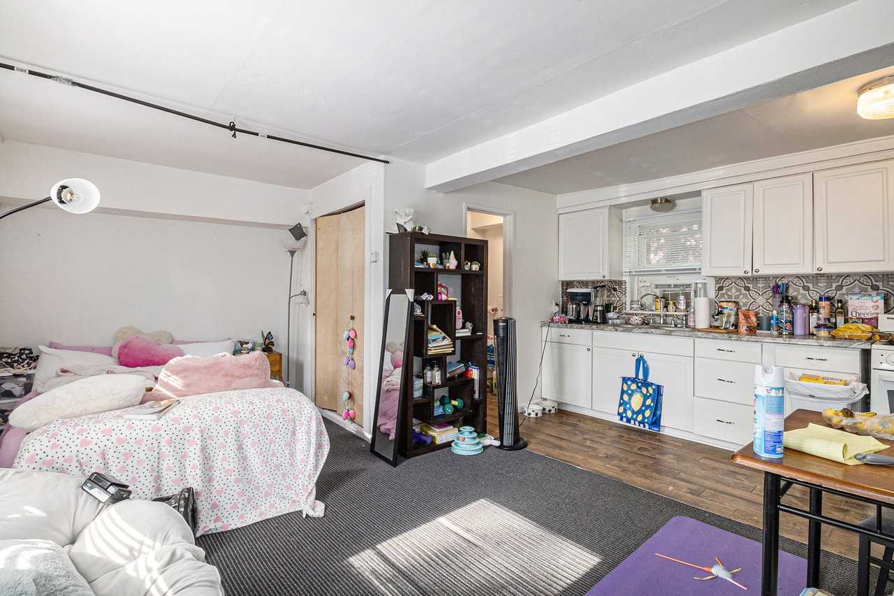 1020 W Huron St #1 - Photo 2 of 9