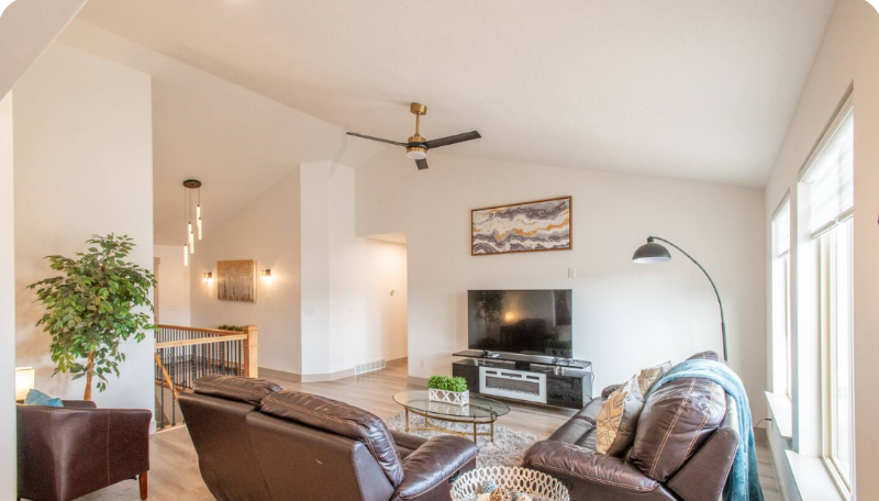 14343 S Highfield Dr - Photo 3 of 20