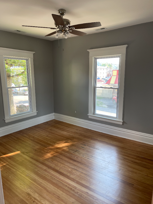 1001 9th Ave - Photo 5 of 20