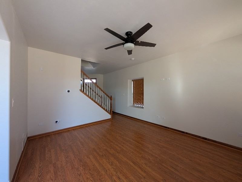 559 Goodwin Dr - Photo 3 of 19