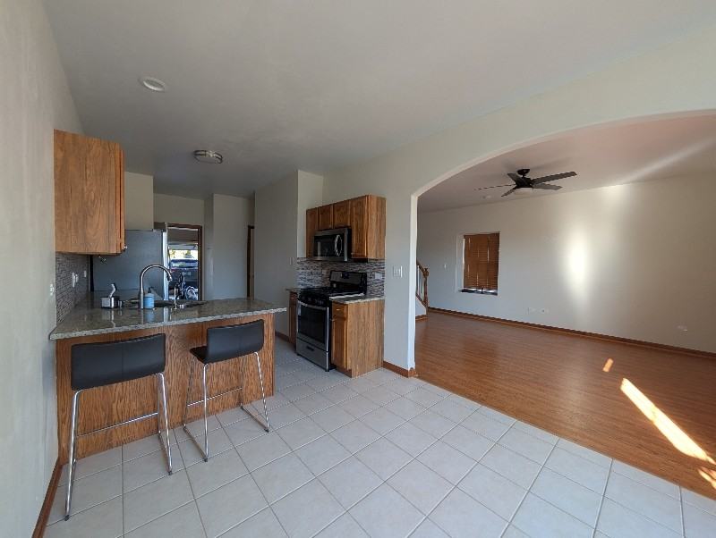 559 Goodwin Dr - Photo 5 of 19