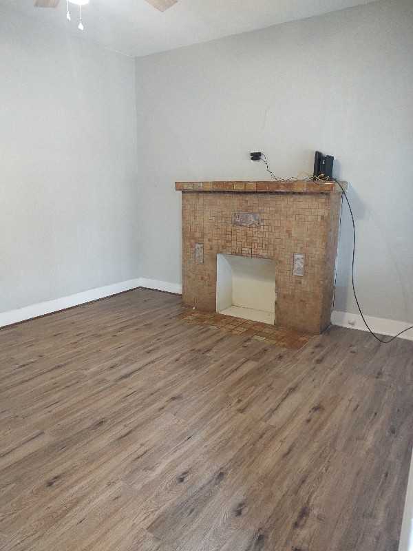 2117 N Elmendorf St #1 - Photo 6 of 7