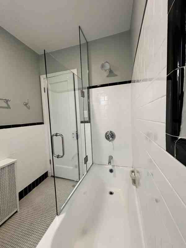 1200 W Chase Ave #1B - Photo 7 of 20