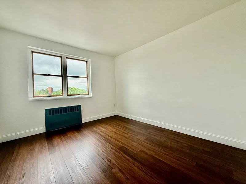 110 Bruce Ave - Photo 2 of 4