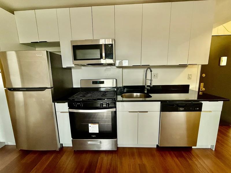 110 Bruce Ave - Photo 4 of 4