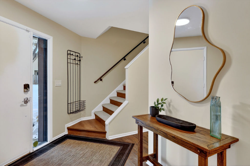 5619 Vantage Point Rd - Photo 7 of 20