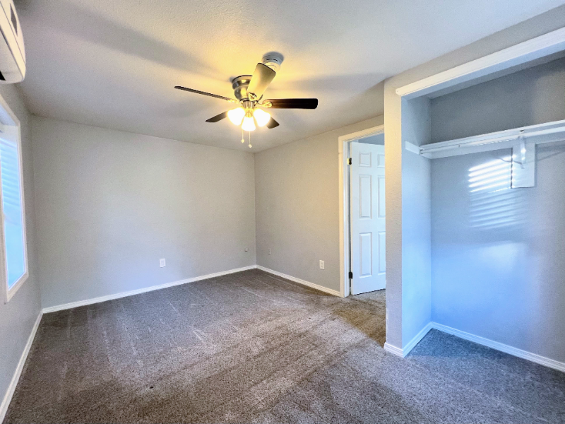 4670 Pennsylvania St - Photo 6 of 10