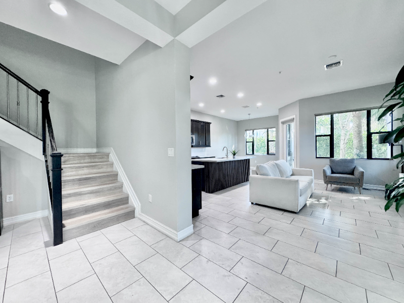 1423 Sw 115th Ave - Photo 6 of 19