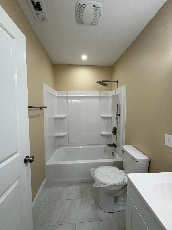 415 Highland Ave - Photo 5 of 12