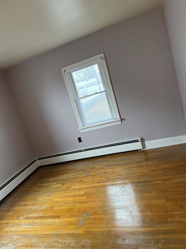 261 E St - Photo 6 of 10