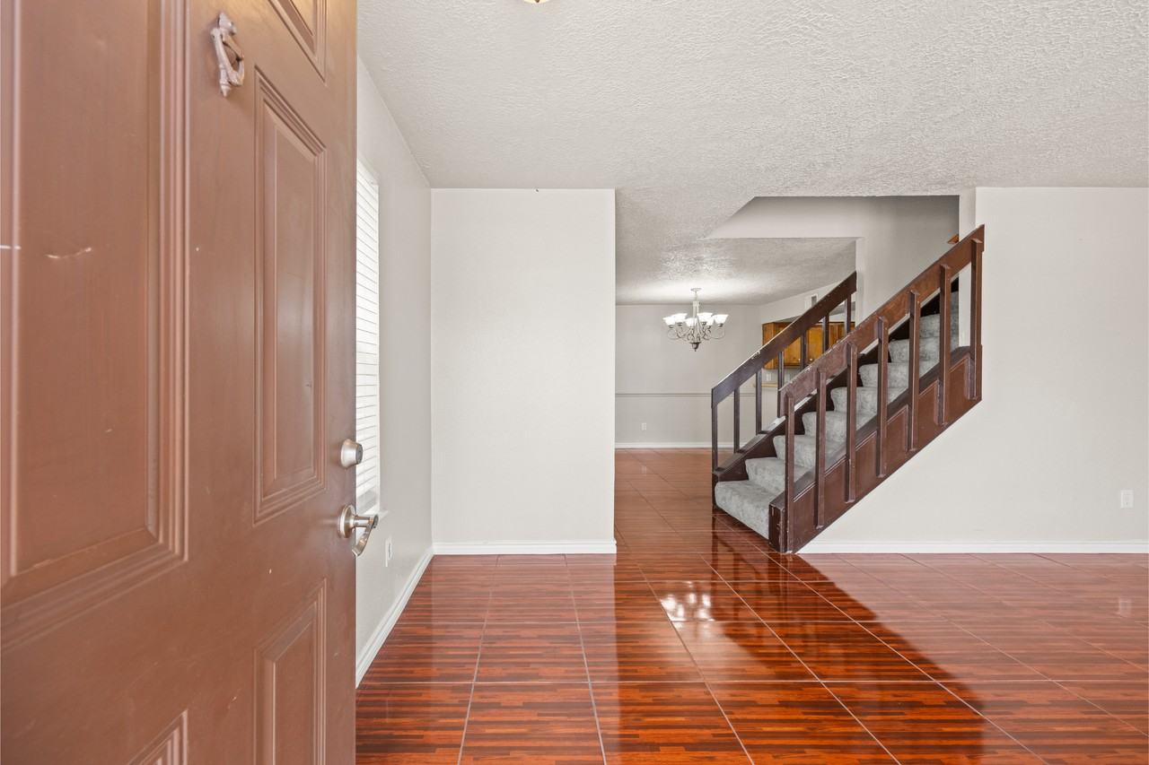 9707 Pine Pass Dr #A - Photo 4 of 24