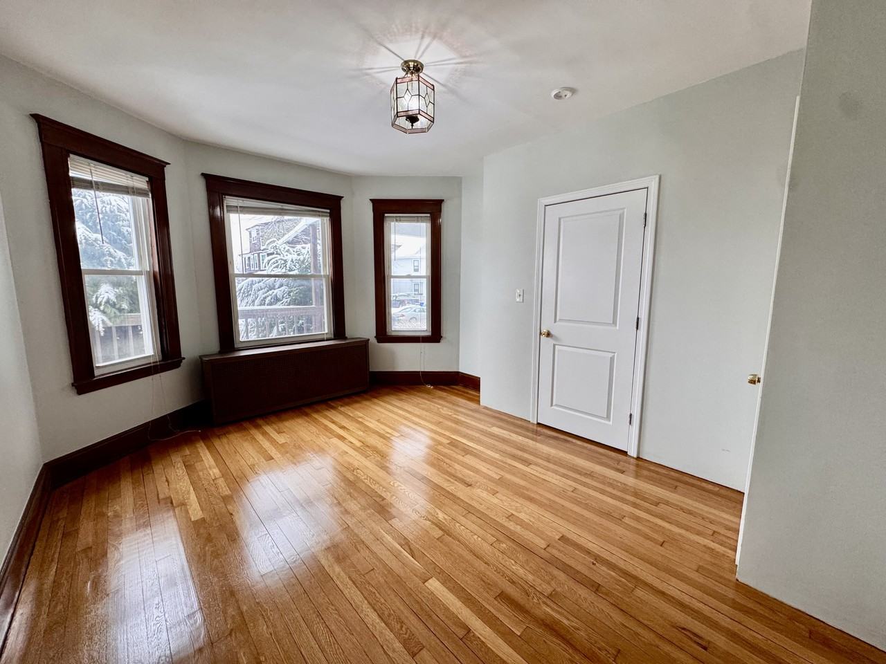 129 Redlands Rd #1 - Photo 6 of 15