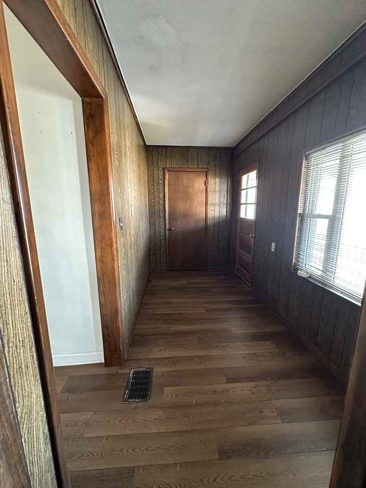 437 Clark St #NA - Photo 5 of 12