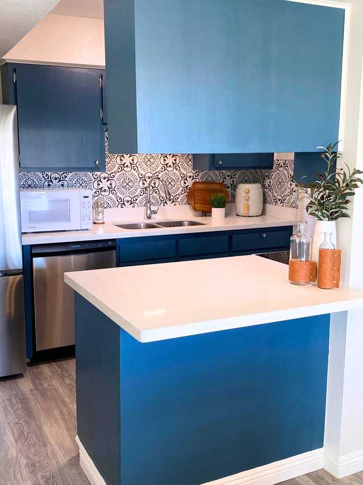 1778 W 28th St #NA - Photo 3 of 20