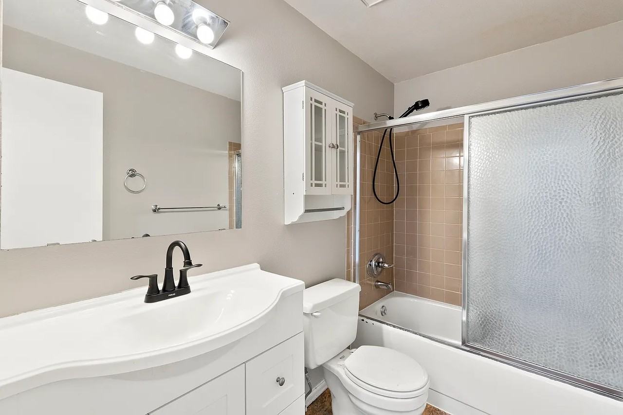 1245 Bayberry Dr #NA - Photo 7 of 16