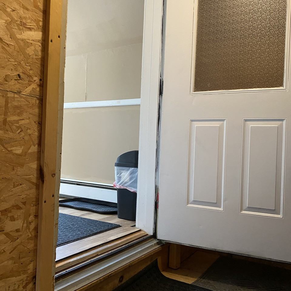 323 Pine St #4 - Photo 3 of 19