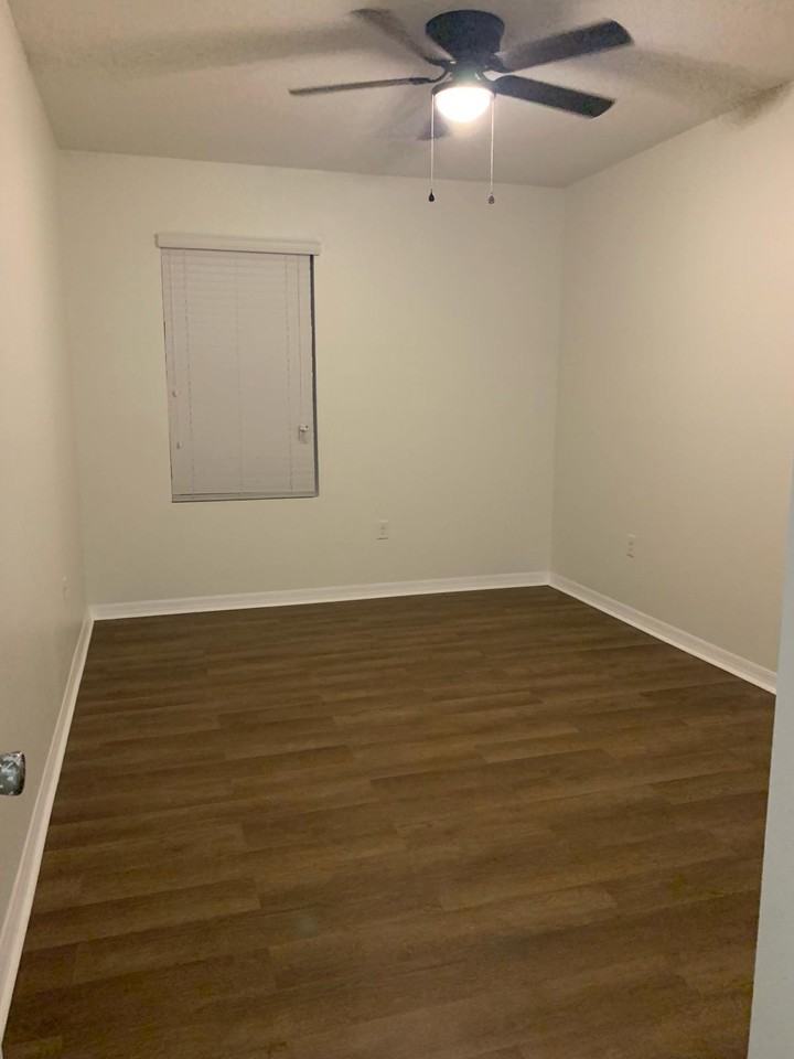 224 Hamlet Rd #NA - Photo 6 of 19