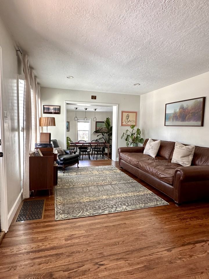 2560 Fillmore Ave #NA - Photo 3 of 35