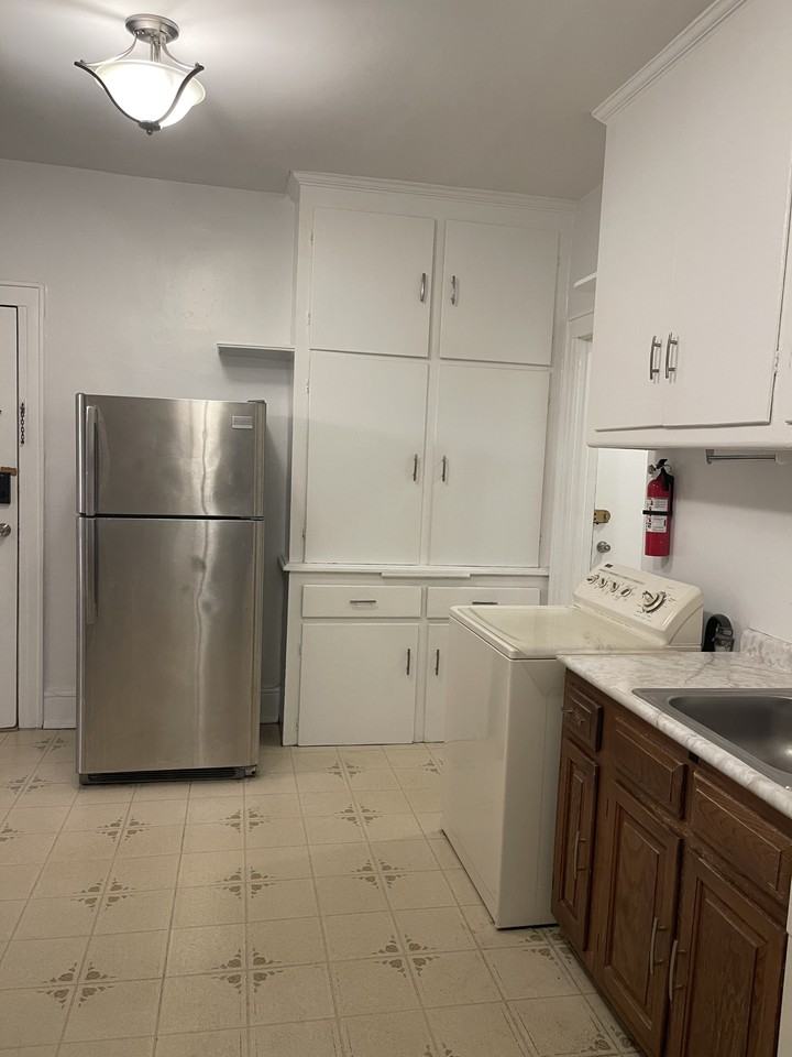 3054 35th St #2 - Photo 2 of 27