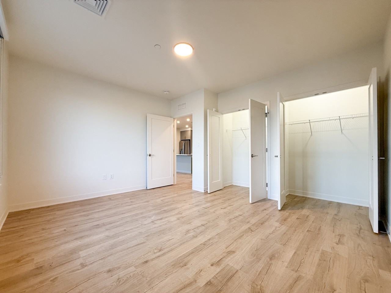 17 Argyle St #3 - Photo 3 of 13